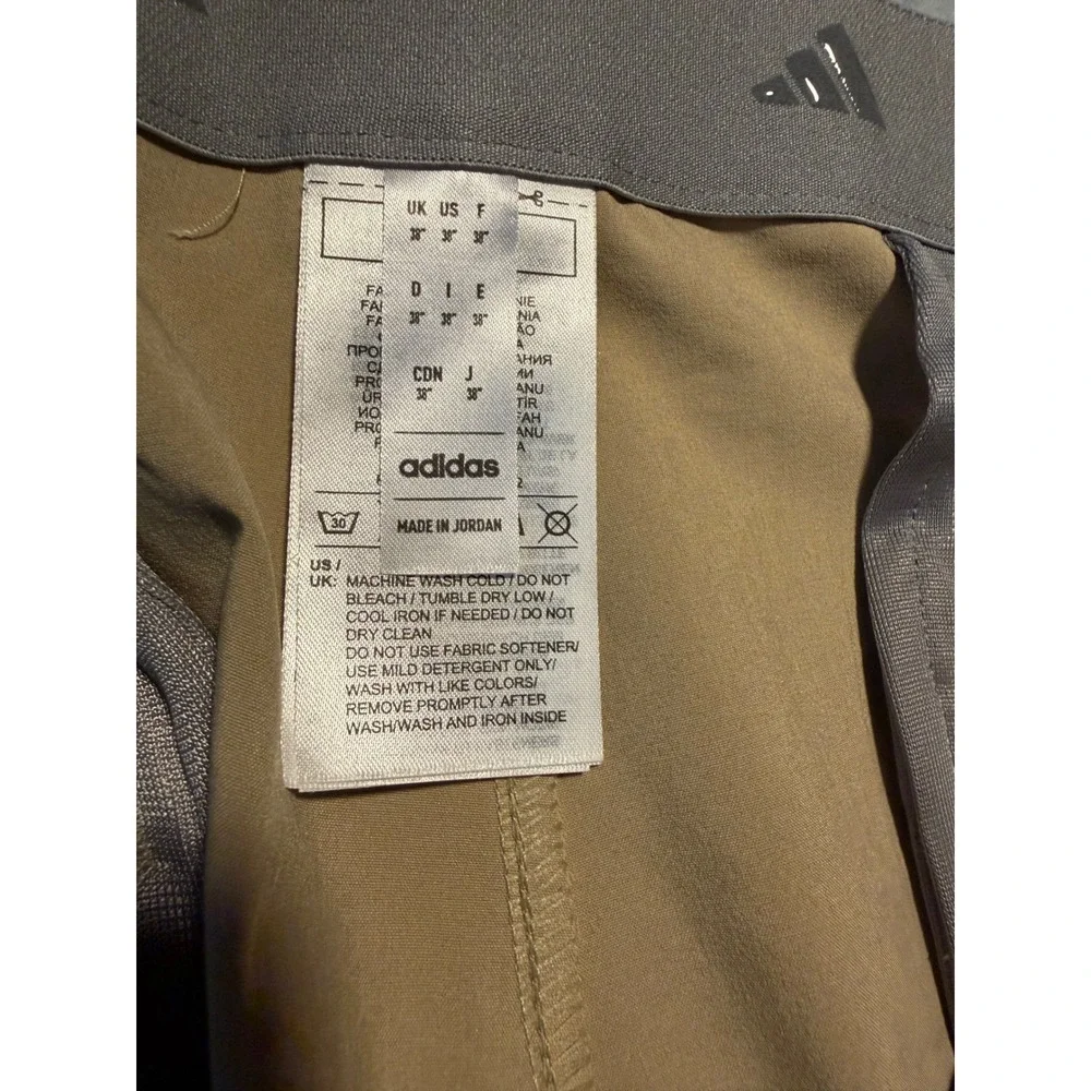 Adidas Mens Ultimate365 Golf Shorts Tan Khaki Size 38 HR7951 Performance Stretch
